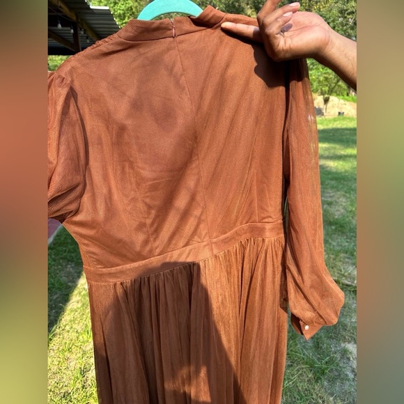 -SOLD — 
Dainty Jewells - Unforgettable Evening Dress - Picture 6 of 10